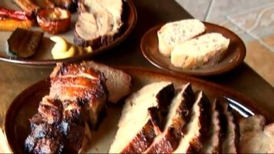 Smoker und Barbecue - eine Kombination, die zusammen gehört! Smoker und Barbecue - eine Kombination, die zusammen gehört!