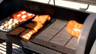 Barbecue und Smoker - in den USA gehört das zusammen. Barbecue und Smoker - in den USA gehört das zusammen.