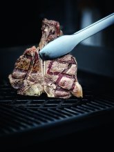 hochwertige Weber Grillzangen für hochwertiges Grillgut hochwertige Weber Grillzangen für hochwertiges Grillgut