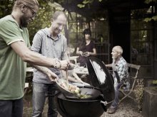 Das Gourmet Barbecue System GBS (hier der Wok) ist das Grill Weber Erweiterungssortiment für Kugel- und Gasgrill Das Gourmet Barbecue System GBS (hier der Wok) ist das Grill Weber Erweiterungssortiment für Kugel- und Gasgrill