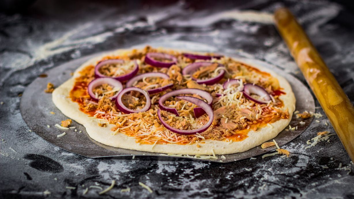 Pizzastein Nr.1 - einfach knuspirge Pizza vom Grill oder aus dem Backofen