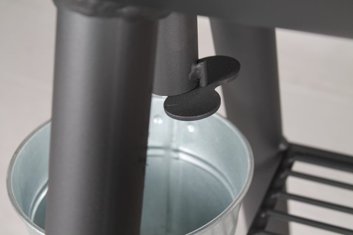 Grillfürst Smoker mit verschließbaren Fettablauf