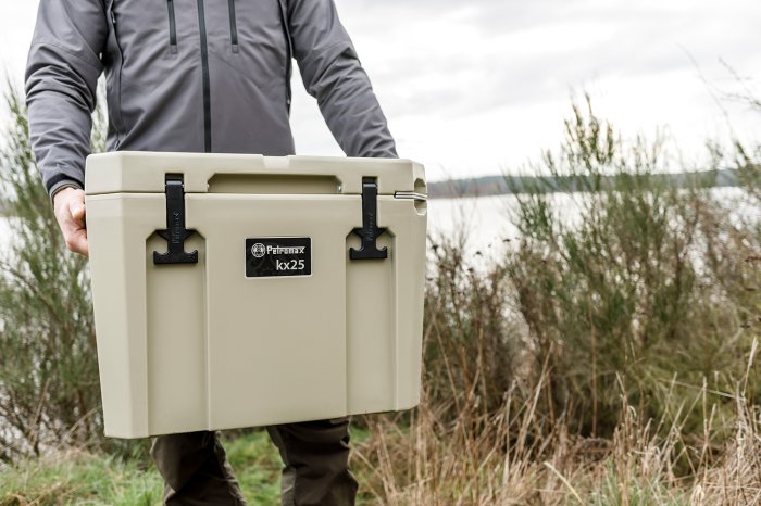 Petromax Kühlbox 25 Liter Sand