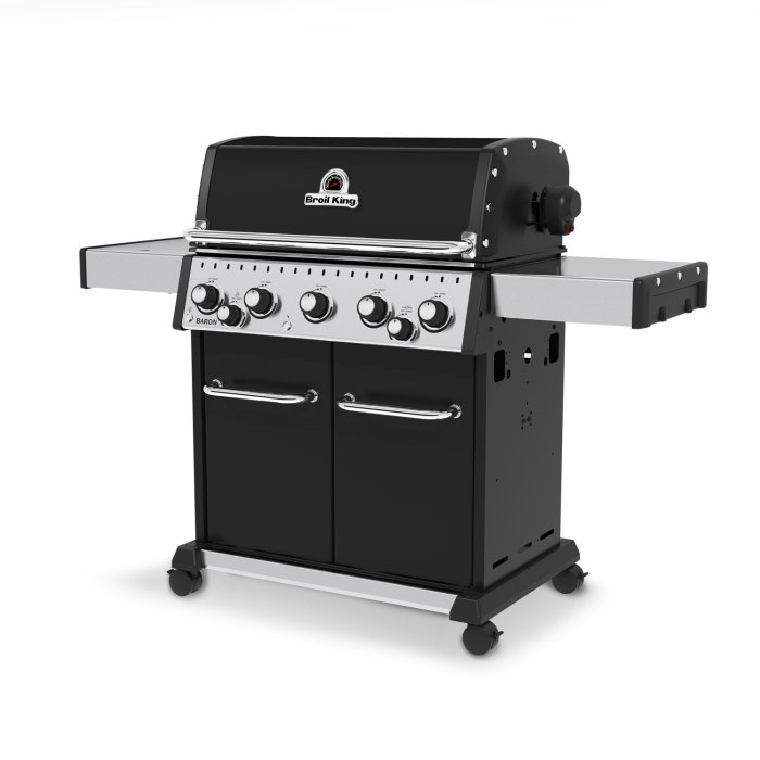 Der Broil King Baron 590 Black Gasgrill mit Backburner und Seitenkocher Der Broil King Baron 590 Black Gasgrill mit Backburner und Seitenkocher