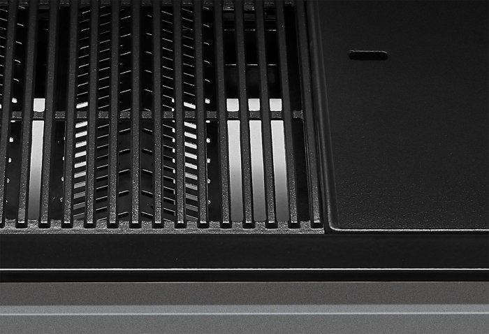 BeefEater Einbaugrill 1700 Serie mit Gusseisenrosten und Gussplatte