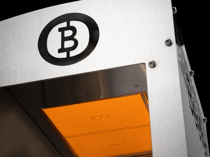 Infrarot-Hochleistungsbrenner sorgt für 800°C Oberhitze