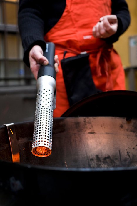 Der Big Green Egg Looftlighter Grillanzünder für Holzkohlegrills