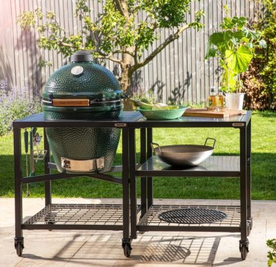 Keramikgrill von Big Green Egg mit Outdoor Küchen Modulen als komfortables Untergestell Keramikgrill von Big Green Egg mit Outdoor Küchen Modulen als komfortables Untergestell