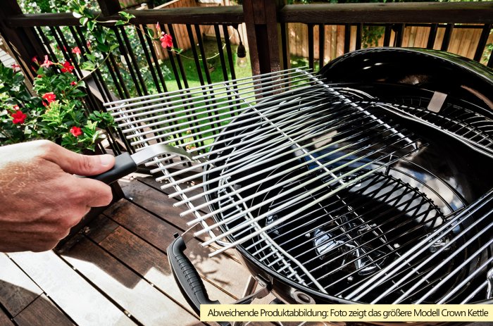 DO MORE Grillrost beim Broil King Holzkohle Kugelgrill