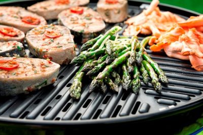 Grillrost mit GreenGrill Beschichtung beim CADAC Campinggrill Carri Chef Grilloberflächen mit GreenGrill Beschichtung lassen sich besonders leicht reinigen.