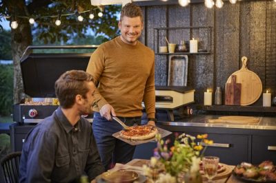COZZE Outdoorküche mit Pizzaofen und Gasgrill