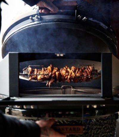 Drehspieß für Keramikgrill Drehspieße für den Keramikgrill sorgen für noch mehr Vielfalt