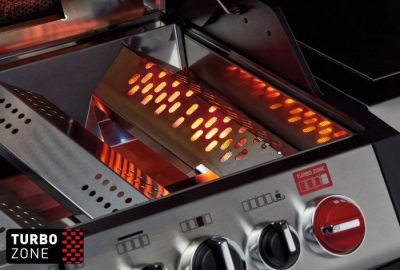Highlight der Enders Gasgrills - in die Grillfläche integrierte 800° Turbo Zone