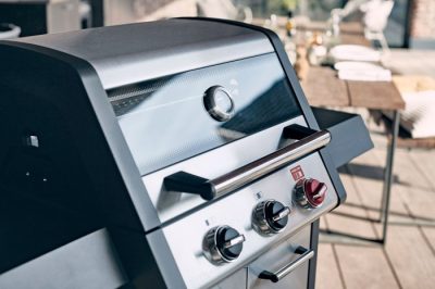 Immer freien Blick auf das Grillgut: Enders Gasgrill mit Sichtscheibe