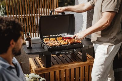 Kompakter Enders Urban Gasgrill - ideal für Balkon & Camping