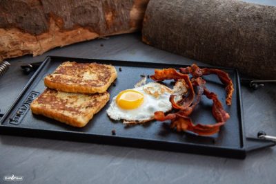 Leckeres Frühstück von der Gusseisen Grillplatte