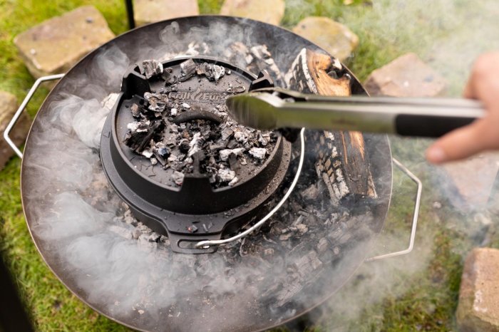 Grillfürst bietet das weltweit größte Dutch Oven Sortiment mit über 50 verschiedenen Gusstöpfen und Gussbrätern!