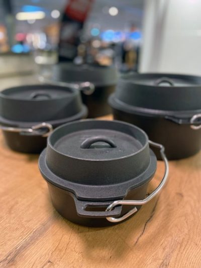 Grillfürst Dutch Oven ohne Füsse für den Grillrost, Backofen oder Herd Die Grillfürst Dutch Oven ohne Füsse besitzen einen flachen Boden