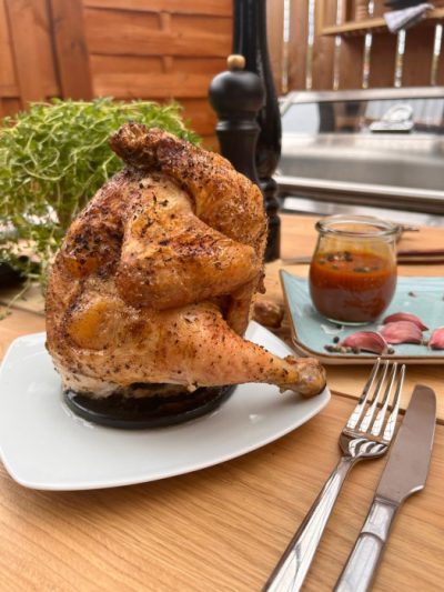 Hähnchenhalter für knuspriges Grillhähnchen mit gleichmäßiger Hitze rundum