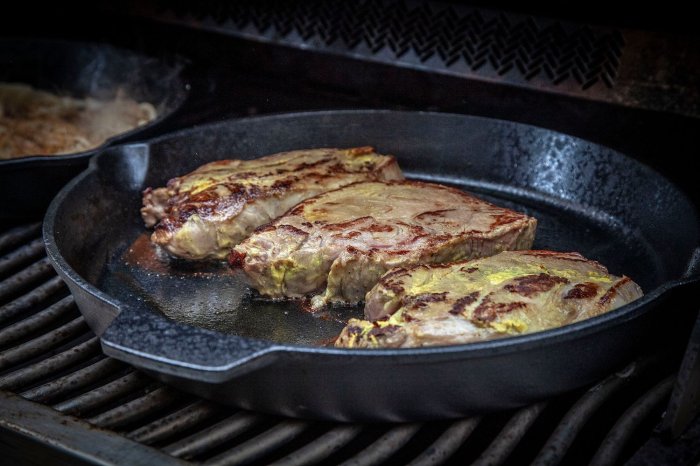 Grillfürst Gusseisenpfanne 35 cm mit 2 Griffen