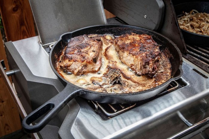 Grillfürst Gusseisenpfanne 35 cm für Bratkartoffeln