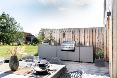 Grillfürst Outdoorküche Kombinationsbeispiel mit drei Modulen und Einbaugrill
