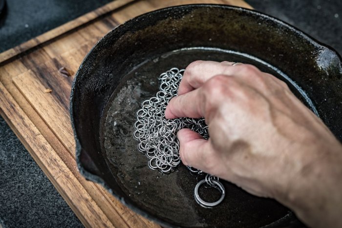 Grillfürst Ringreiniger zur schonenden Reinigung von Gusseisen