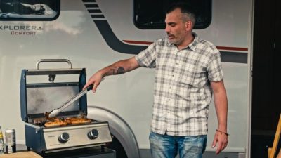 Der kleine Gasgrill von Grillfürst G201E beim Camping Unser kleiner Gasgrill Grillfürst G201E als Campinggrill