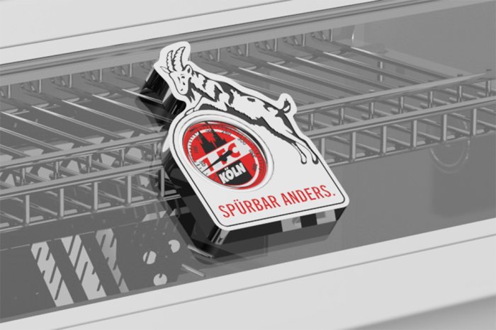 Der Original Köln Grill mit Hennes und dem Kölner Dom