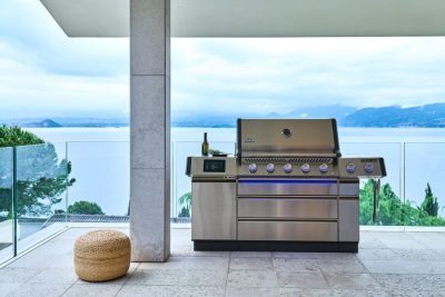Der Napoleon Luxusgrill Prestige PRO 665 Smart-Connectet mit umfangreicher Profi-Ausstattung
