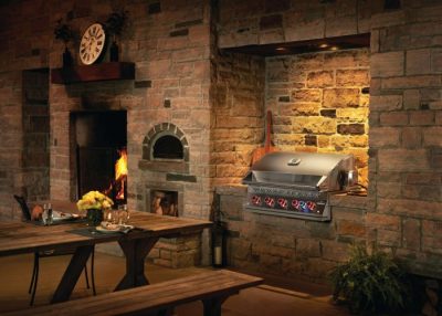 Napoleon Einbau Gasgrill für die individuelle Traumküche Der Napoleon Einbaugrill 700-Series BIG38 aus hochwertigem Edelstahl