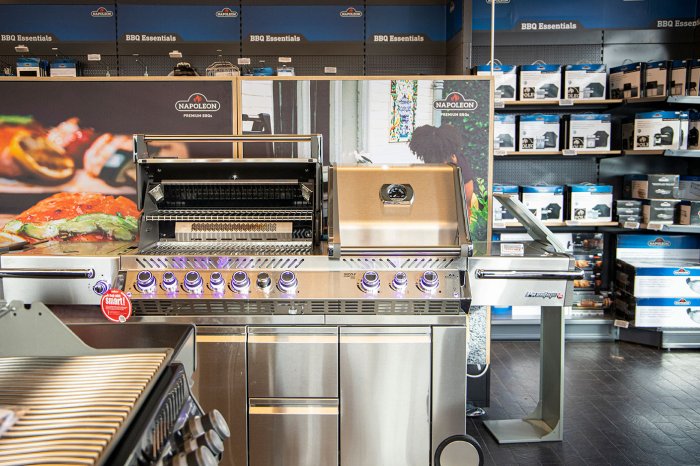 Grillfürst mit Napoleon Grill  in Singen (Hohentwiel)