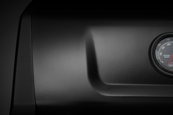 Napoleon Phantom Gasgrill mit mattschwarzer Emaillierung