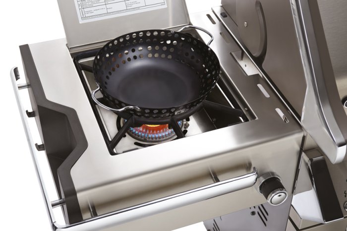 Napoleon Prestige Pro 825 Seitenkocher