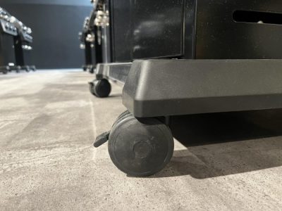 kleine Lenkrollen ersetzen - mit neuen Rollen für Broil King Grills kleine Lenkrollen ersetzen - mit neuen Rollen für Broil King Grills