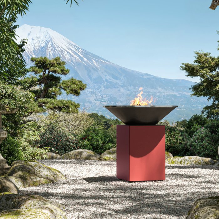 OFYR Grill Feuerplatte im kraftvollen, roten Design