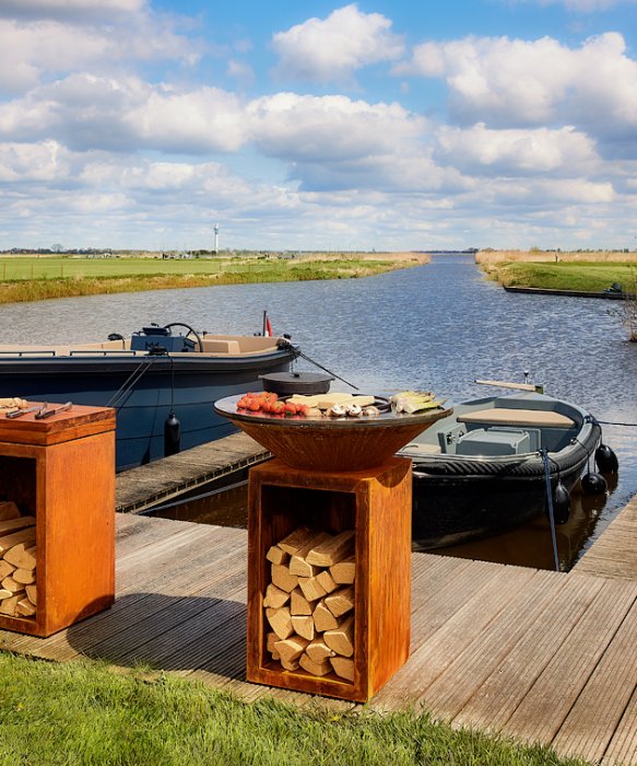 Ofyr Grill Classic Storage Corten 85 mit Stahl Feuerplatte