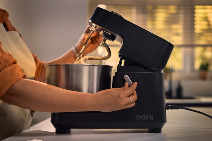 Ooni Spiralkneter Halo Core mit klappbarem Kopf