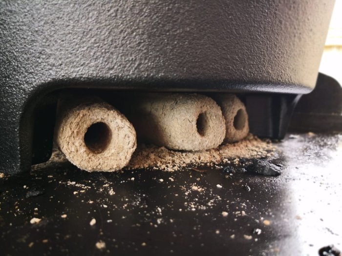 Outdoorchef Dutch Oven 06 mit Grillbriketts