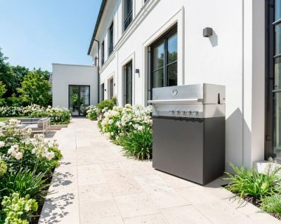 Outdoorchef QUBE mit Grillfürst QUBE Grillschrank Stone Taupe