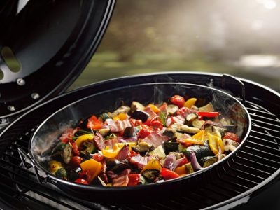 Outdoorchef Zubehör: Gourmetpfanne aus dem Kugelgrill Für noch mehr Vielfalt beim Grillen - Outdoorchef Zubehör wie z.B. die Gourmetpfanne