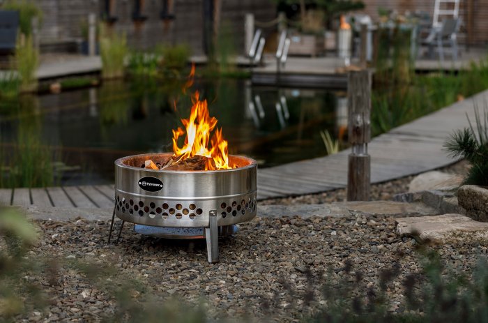 Petromax Feuerschale Tyropit als gemütliche Feuerstelle
