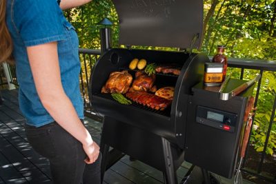 Traeger Pelletgrill PRO 575 - Einsteigermodell inkl. WiFire-Technologie