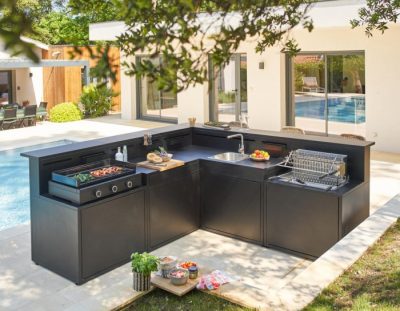 WMF Outdoor Küche bestehend aus modularen Outdoor Schränken