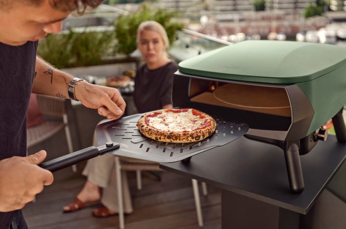 Perfekte Pizza aus dem Witt Pizzaofen Piccolo Rotante 13