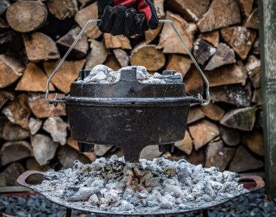 Die BBQ Edition der Grillfürst Dutch Oven mit Füssen