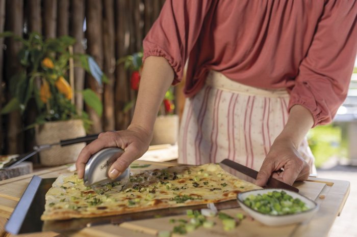 Grillfürst Pizzarad zum Schneiden von knusprigem Teig