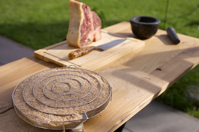 Grillfürst Kaltrauchgenerator mit Räuchermehl