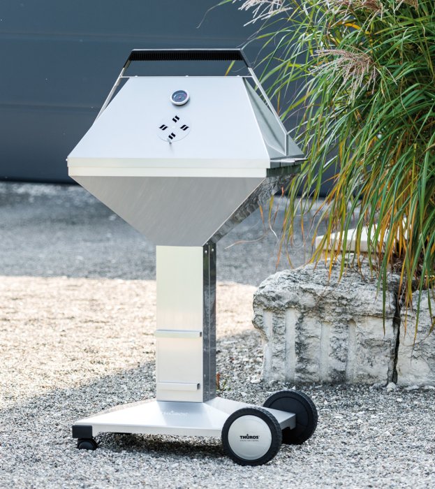 Alle Grills von Thüros sind modular erweiterbar - z.B. mit einer praktischen BBQ Haube
