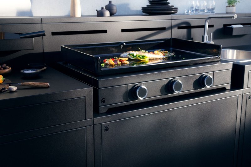 WMF Plancha Grill Gas - Edition One, 75 cm - inkl. Planchadeckel und Abdeckhaube